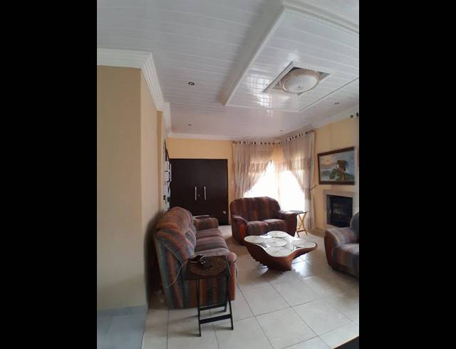 4 BEDROOM HOUSE FOR SALE IN LOTUS GARDENS